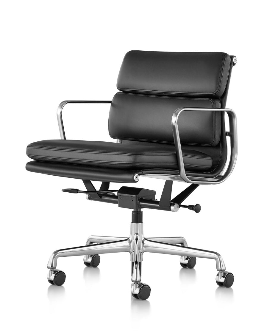 Eames Soft Pad Chair