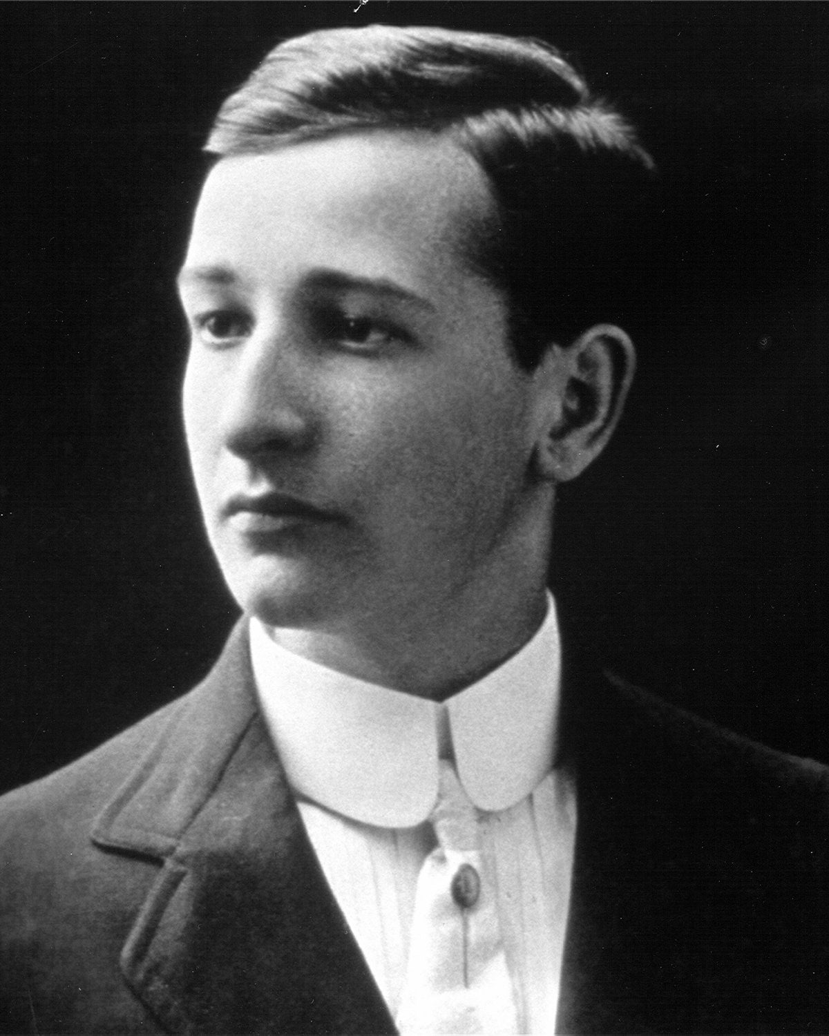 A young D.J. De Pree, 1909.